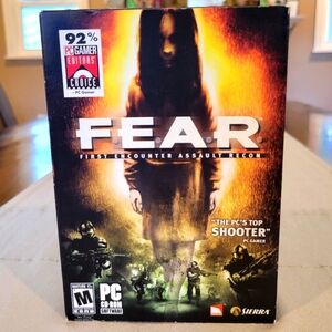 2005 FEAR PC Gamers Editors Choice Edition